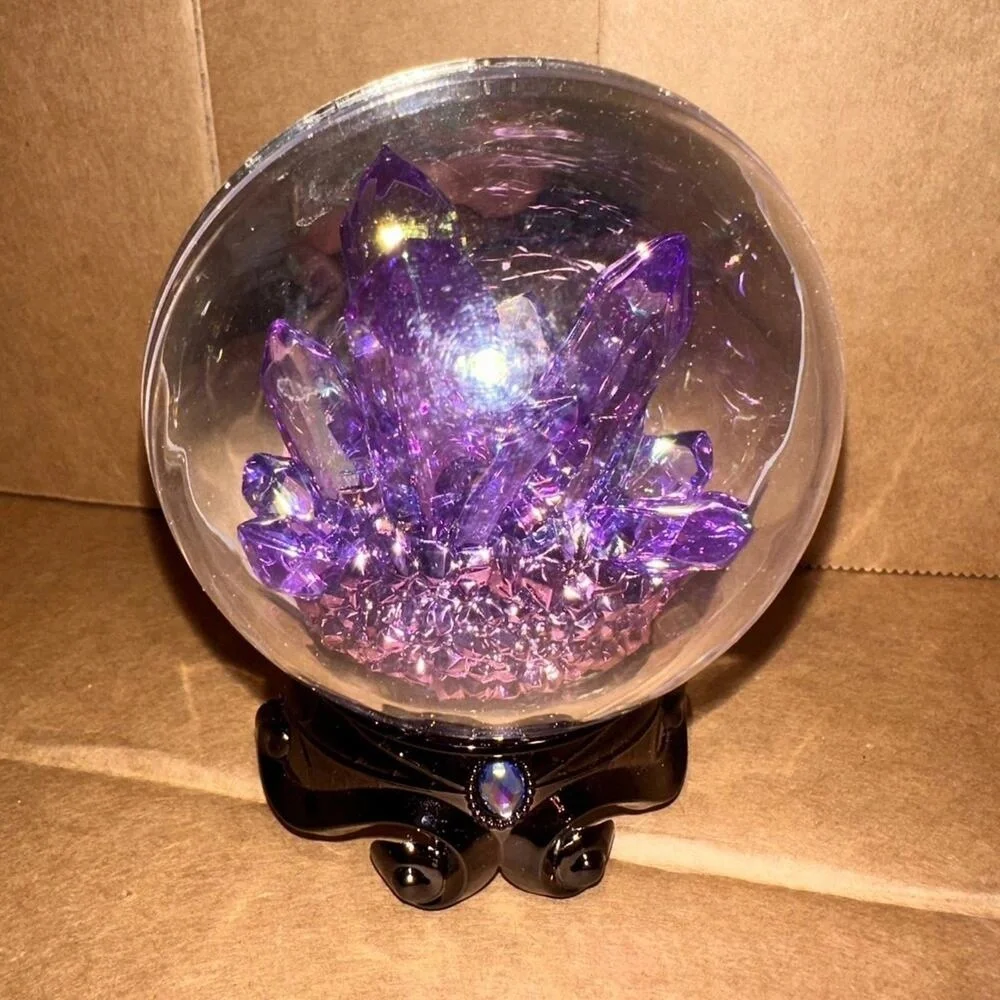Bath and Body Works Purple Amethyst Crystal Ball Wallflowers Halloween‎ Plug